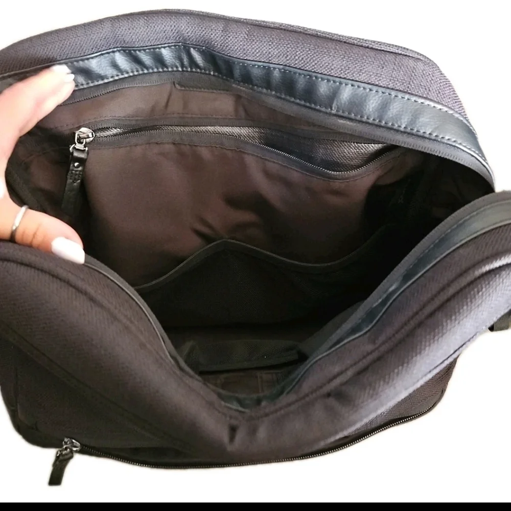Nuna Unisex Black Diaper Bag/Backpack